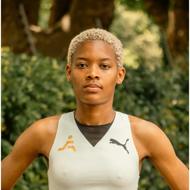Mia Lyons